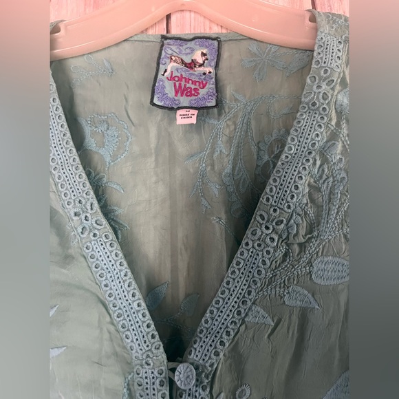 Johnny Was Green Buttoned Peplum Blouse - Picture 4 of 7